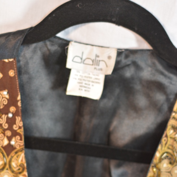 BEADED/PEARL VEST SZ L - Picture 3 of 6